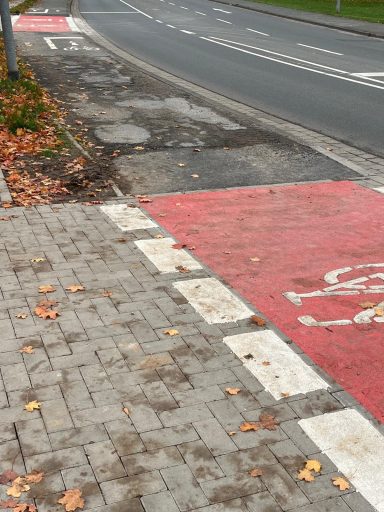 ©Bad Pyrmont Intakt kaputter Radweg in Bad Pyrmont