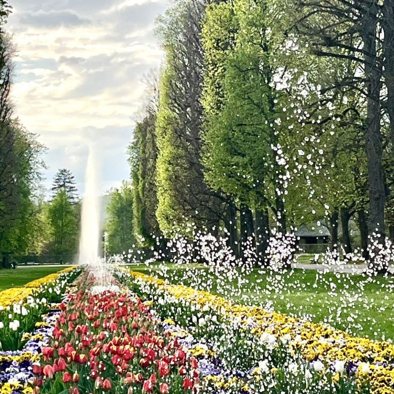 ©Bad Pyrmont Intakt Kurspark Bad Pyrmont mit Fontäne